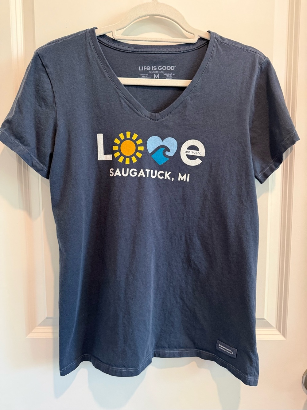 Life Is Good Navy 'Saugatuck, MI' V-Neck Tee with Sun & Wave Graphic